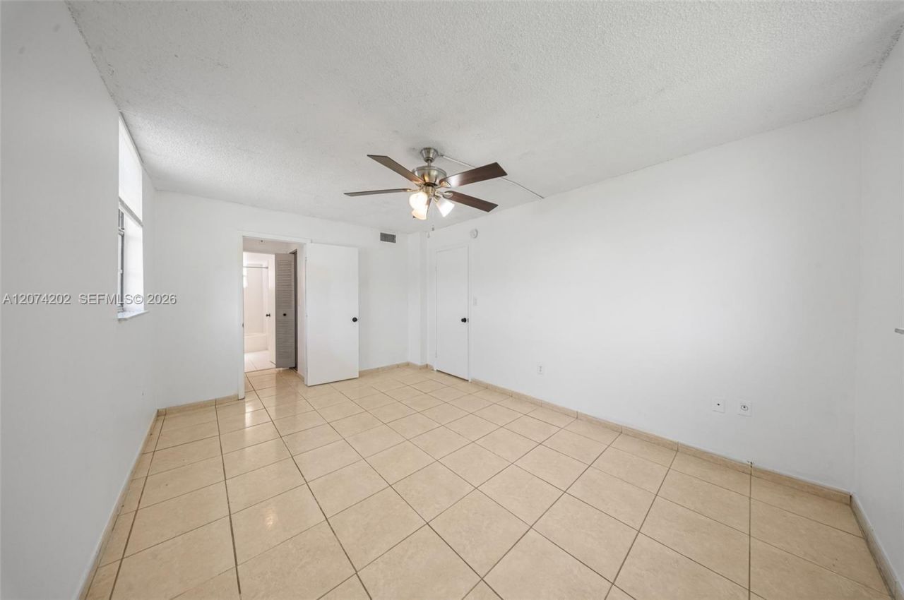 14155 SW 87th St , Unit 404-E, Miami, FL 33183 Photo