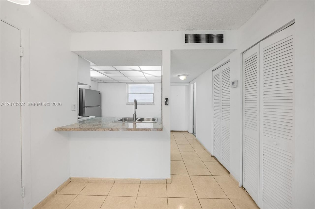 14155 SW 87th St , Unit 404-E, Miami, FL 33183 Photo