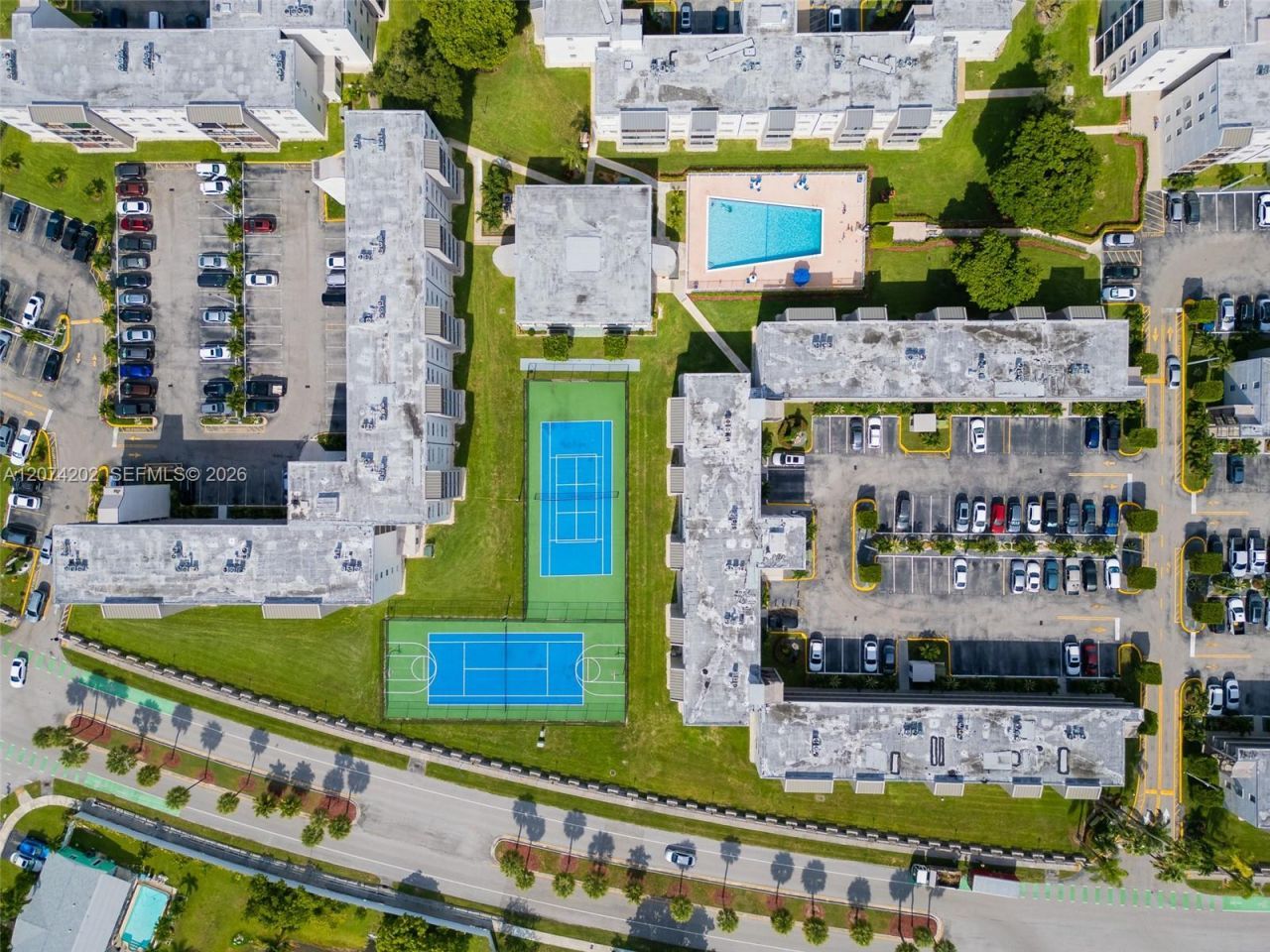 14155 SW 87th St , Unit 404-E, Miami, FL 33183 Photo