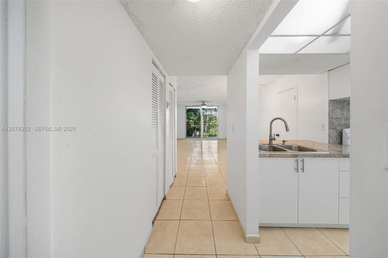 14155 SW 87th St , Unit 404-E, Miami, FL 33183 Photo