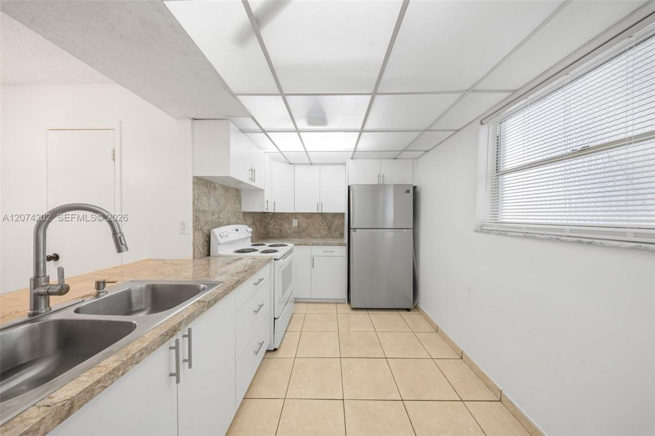 14155 SW 87th St , Unit 404-E, Miami, FL 33183 Photo