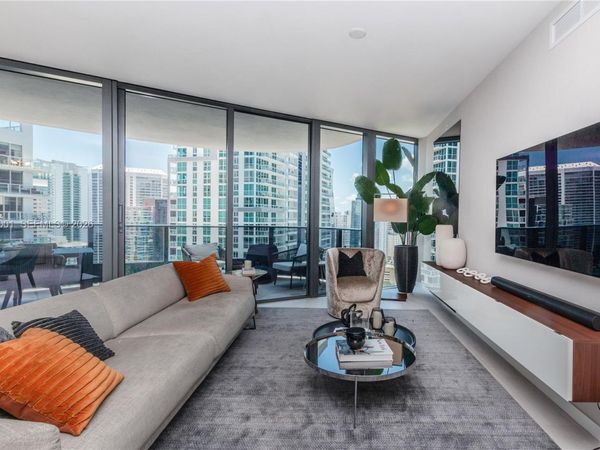 1000 Brickell Plz , Unit 3201, Miami, FL 33131