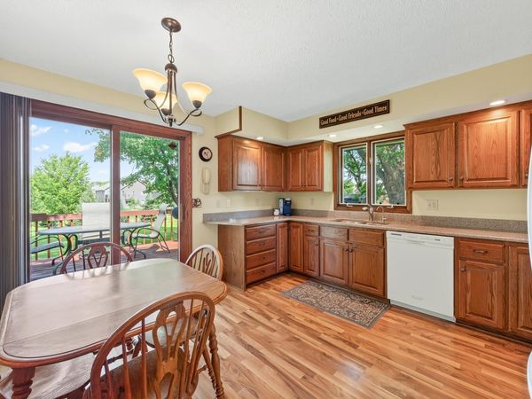 3800 101st Avenue N, Brooklyn Park, MN 55443
