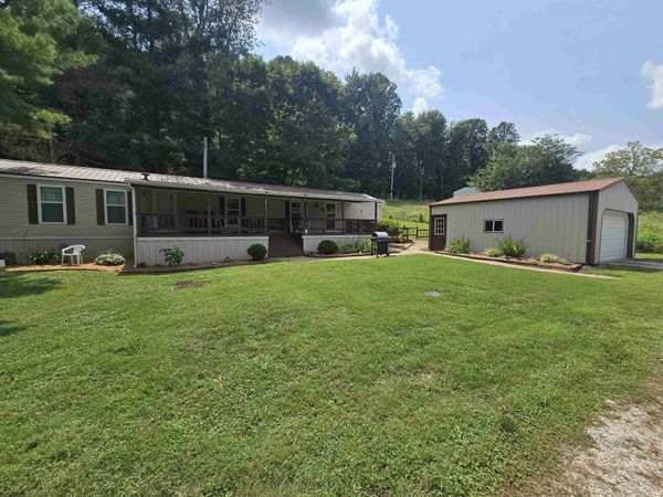 7631 W Campground Road, Eckerty, IN 47116