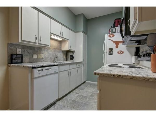 106 E 30th ST, Unit 207, Austin, TX 78705
