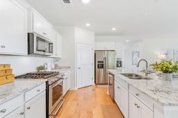 176 William Clark Boulevard photo 4
