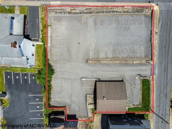 2109 University , Morgantown, WV 26507
