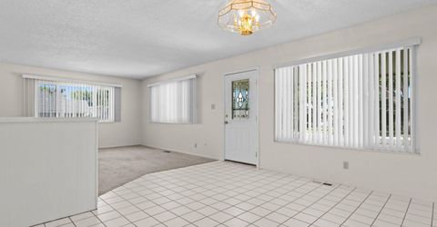 1590 York Way, Sparks, NV 89431 Photo