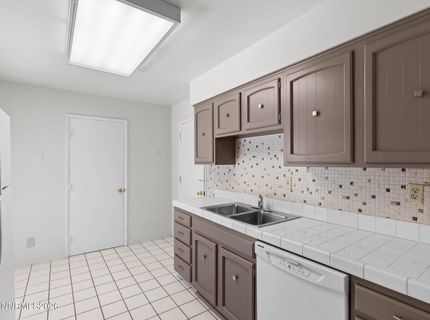 1590 York Way, Sparks, NV 89431 Photo
