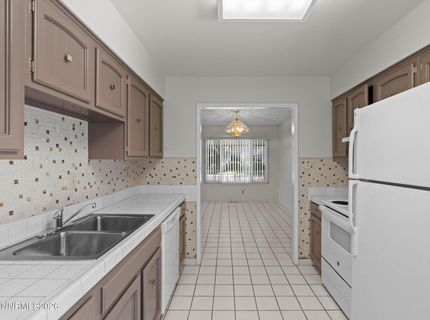 1590 York Way, Sparks, NV 89431 Photo