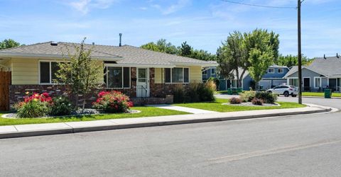 1590 York Way, Sparks, NV 89431 Photo