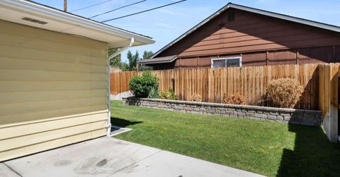 1590 York Way, Sparks, NV 89431 Photo