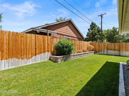 1590 York Way, Sparks, NV 89431 Photo