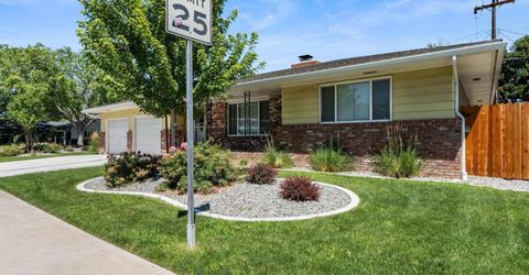 1590 York Way, Sparks, NV 89431 Photo