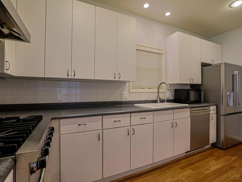 520 Missouri Avenue, Cincinnati, OH 45226 Photo 13