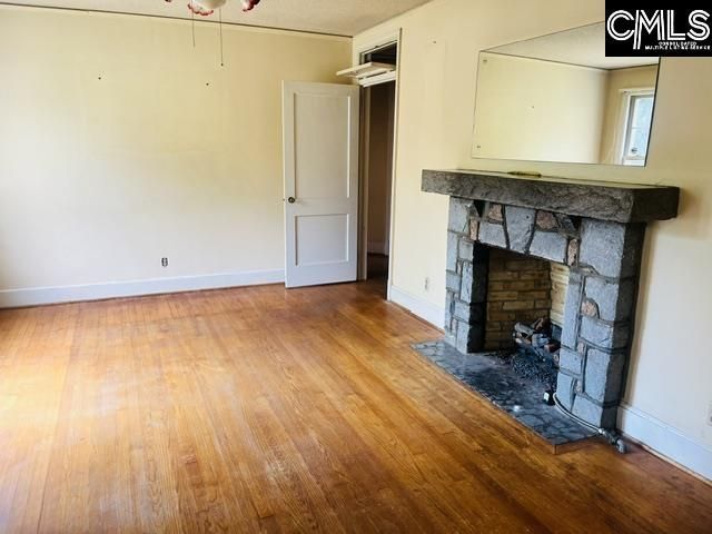 215 Greenwood Road  Photo 10