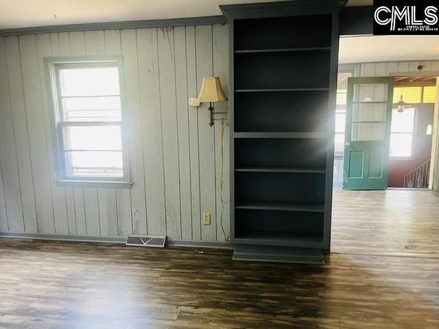 215 Greenwood Road  Photo 18
