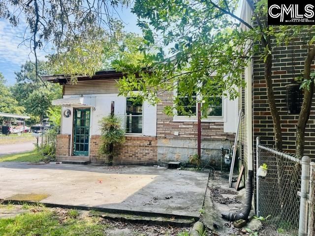 215 Greenwood Road  Photo 32