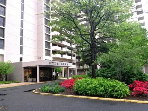 4141 N HENDERSON ROAD, Unit 322, ARLINGTON, VA 22203