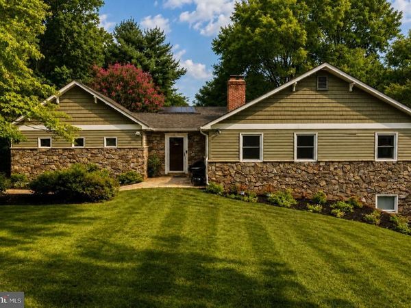 8256 LOCK LANE, WARRENTON, VA 20186