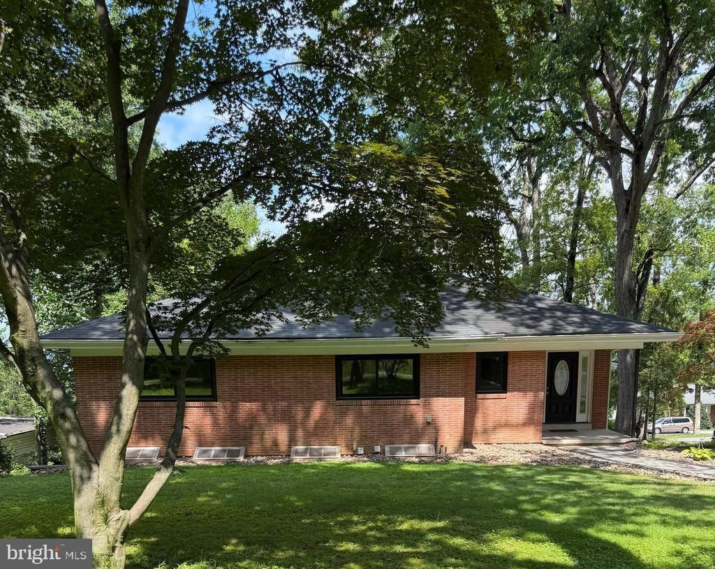 95 S HILLS DR DRIVE , HERSHEY, PA 17033