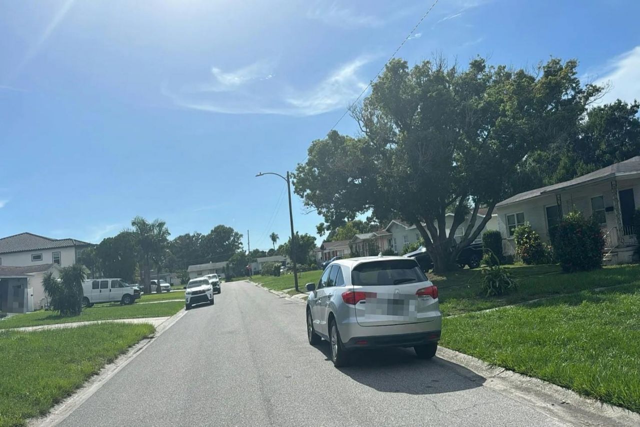 2827 N 29th Avenue , Other Florida, FL 33713 Photo