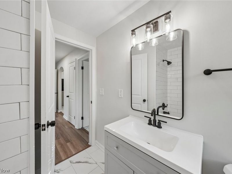 1155 Bell Court, Elyria, OH 44035 Photo 12
