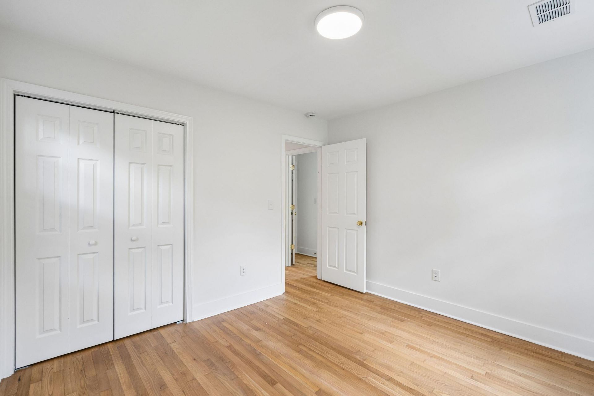 5119 Parkside Drive Photo 44