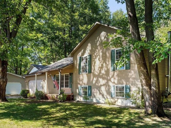 10350 Gray Fox Drive, Interlochen, MI 49643