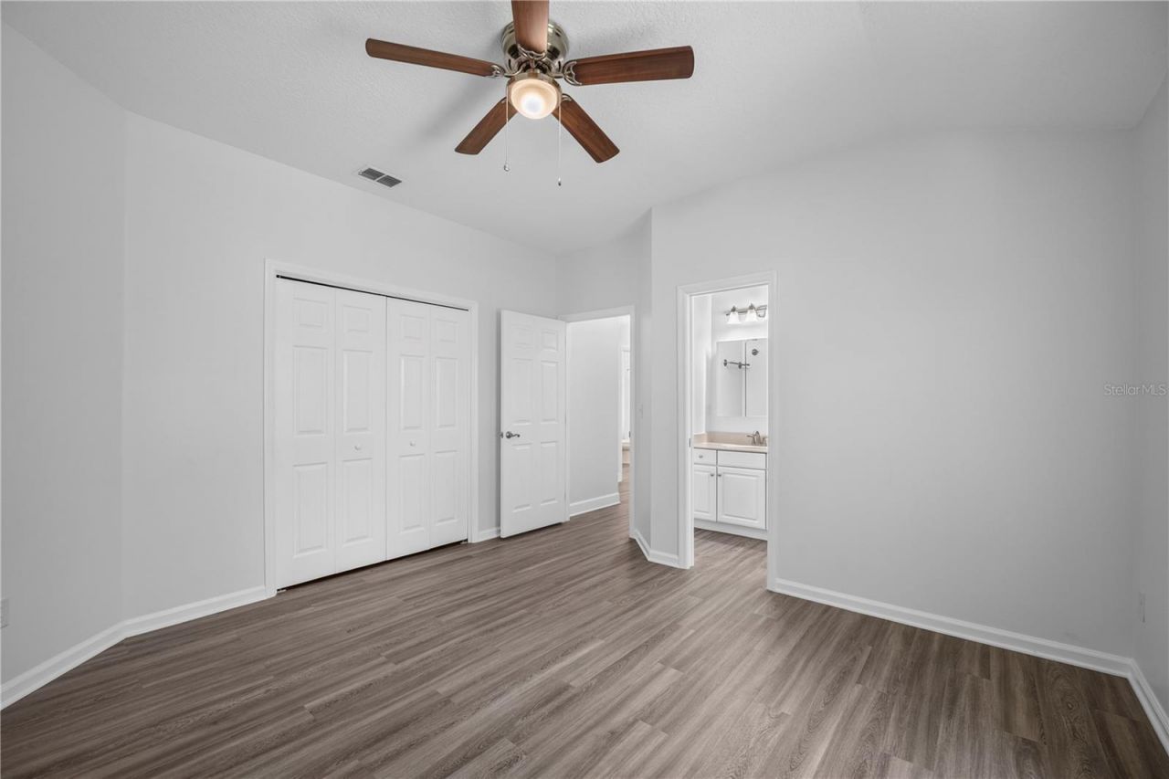 656 Wyndham Court, Orange Park, FL 32073 Photo
