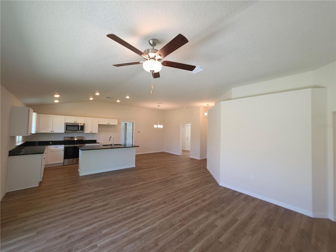 8270 N Wakefield Drive , Citrus Springs, FL 34434 Photo