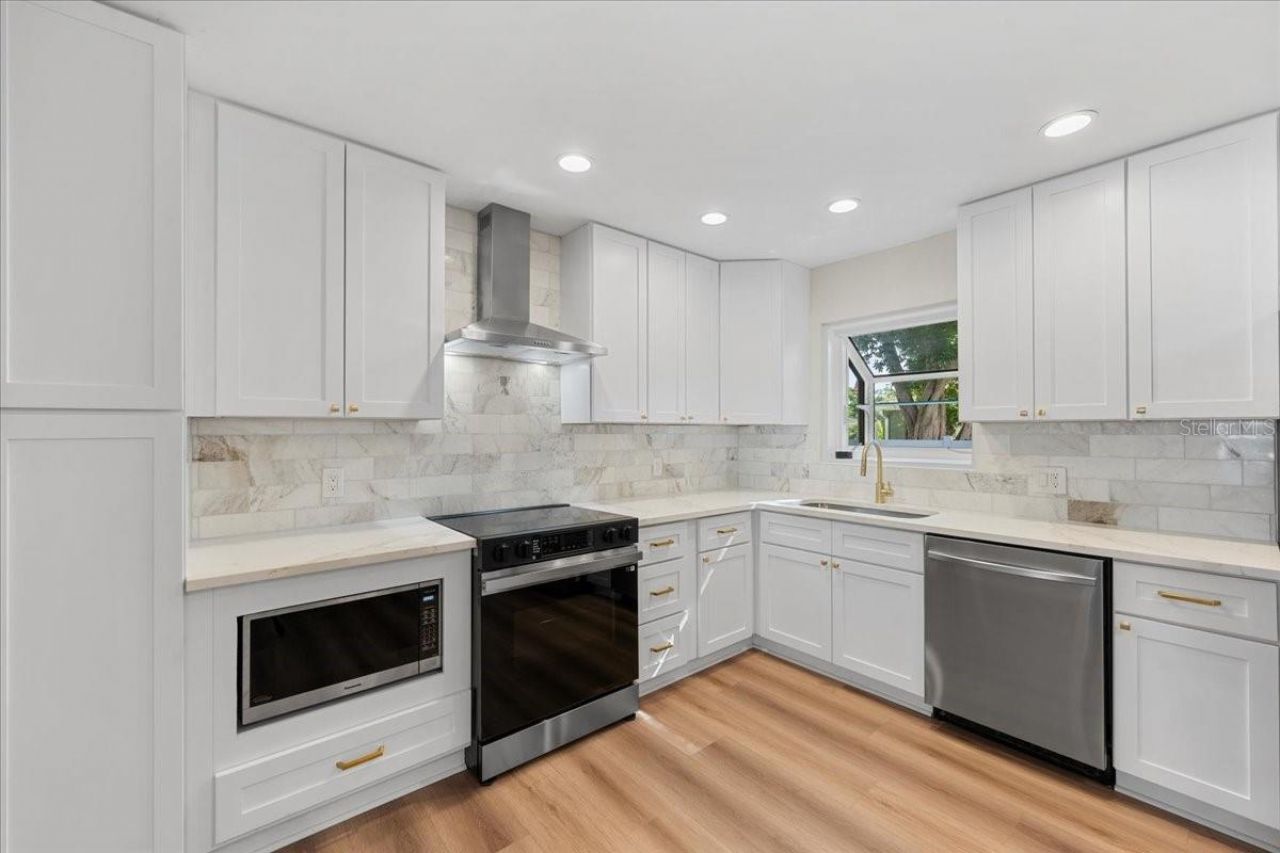 125 61st Street N, Saint Petersburg, FL 33710 Photo