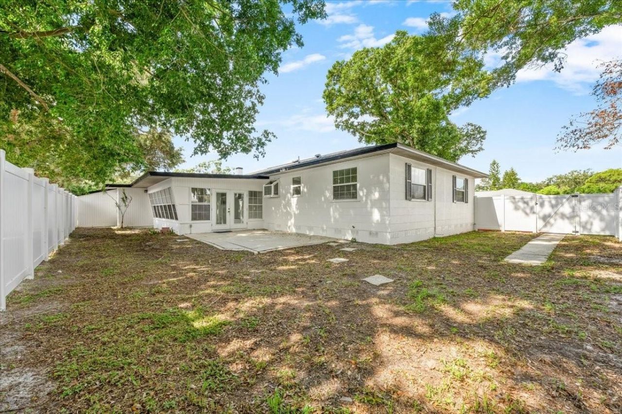 125 61st Street N, Saint Petersburg, FL 33710 Photo