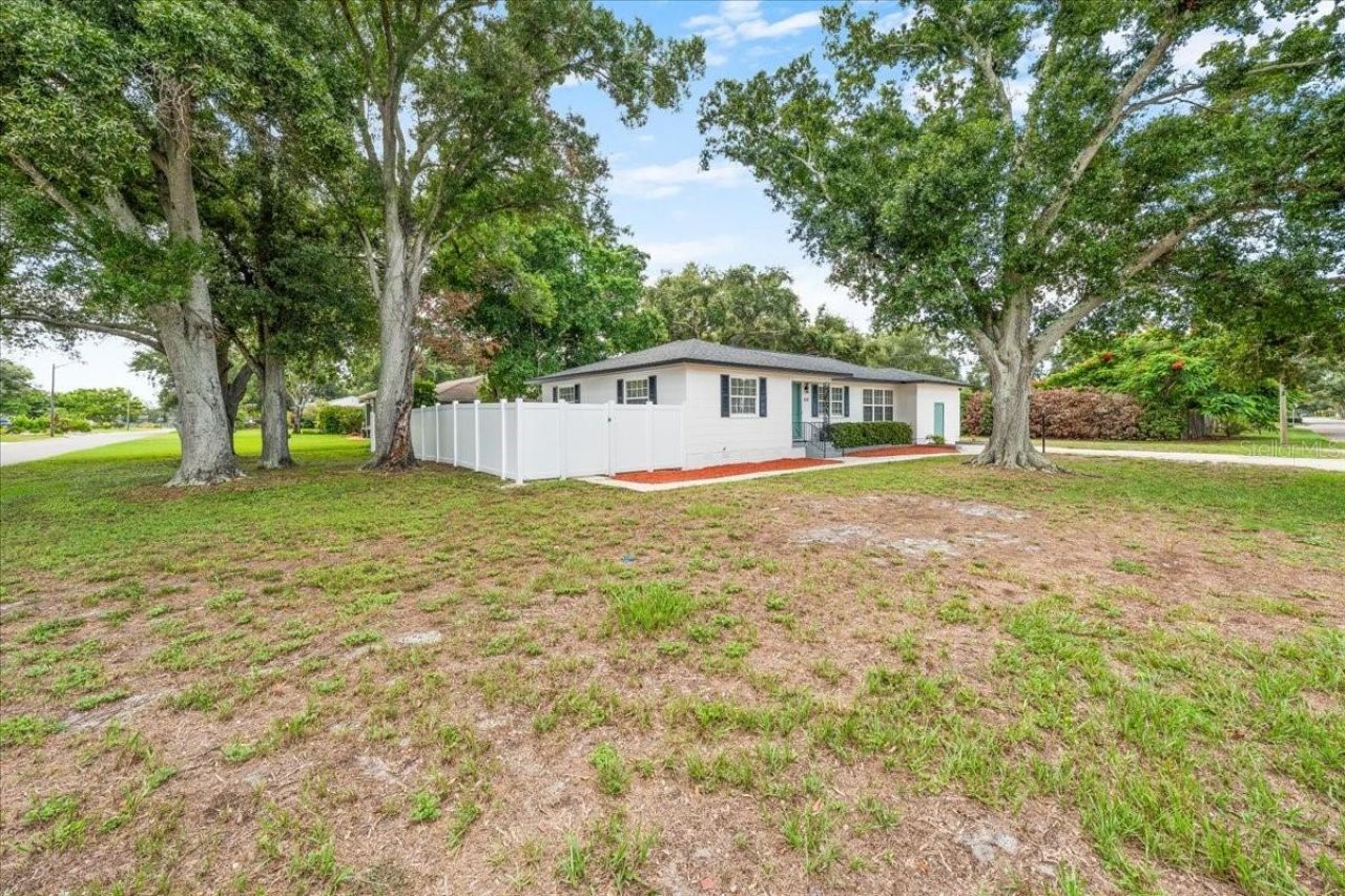 125 61st Street N, Saint Petersburg, FL 33710 Photo