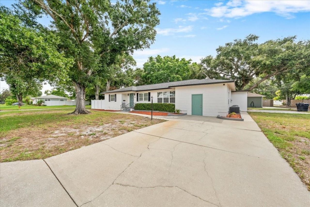 125 61st Street N, Saint Petersburg, FL 33710 Photo