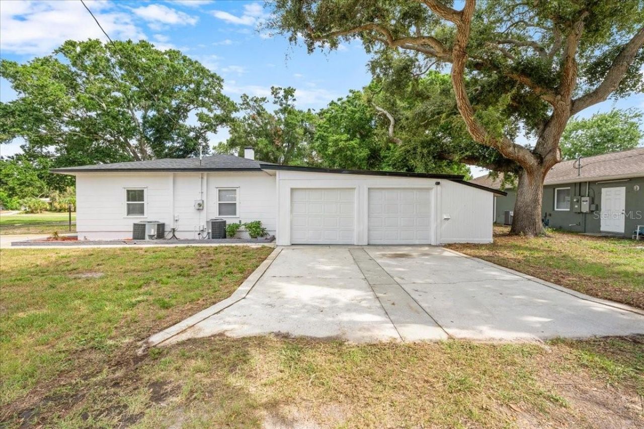 125 61st Street N, Saint Petersburg, FL 33710 Photo
