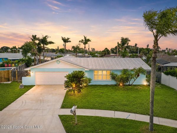 1172 Bay Drive E , Indian Harbour Beach, FL 32937