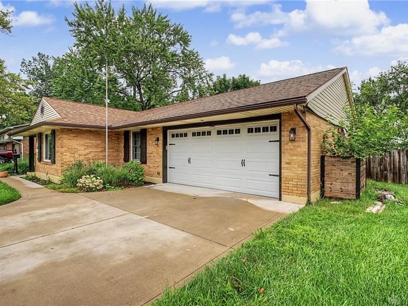 4370 Wilmington Pike, Kettering, OH 45440 Photo 2