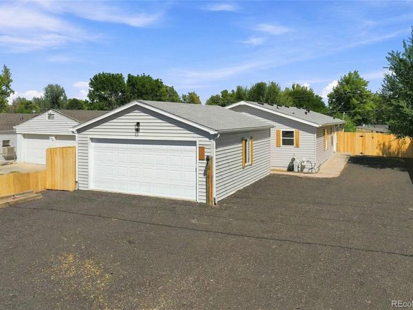 106 County Road 37 , Lochbuie, CO 80603