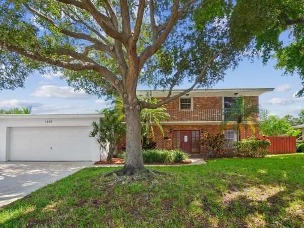 1916 HARBOURVIEW Drive, Fort Lauderdale, FL 33316