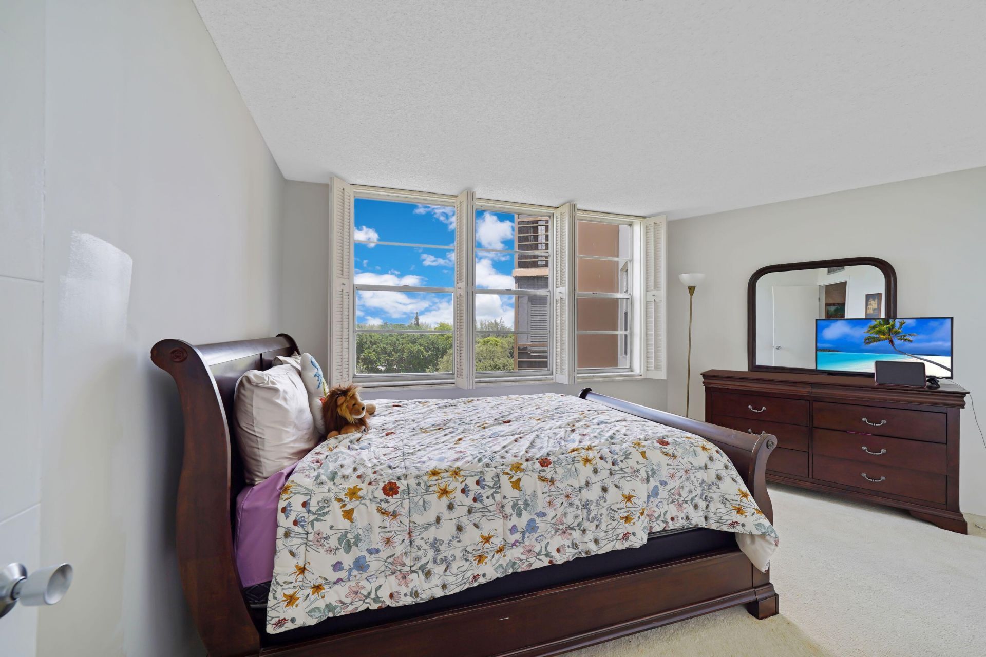 1400 Saint Charles Place, Unit 624, Pembroke Pines, FL 33026 Photo