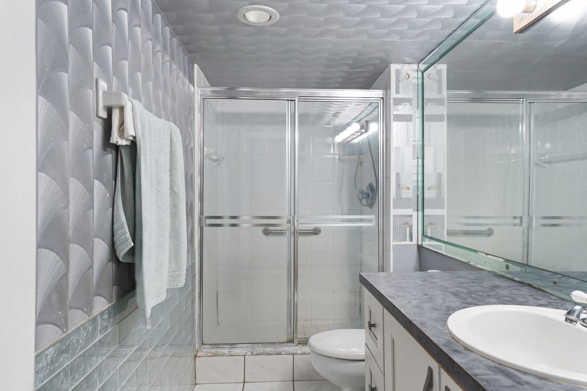 1400 Saint Charles Place, Unit 624, Pembroke Pines, FL 33026 Photo