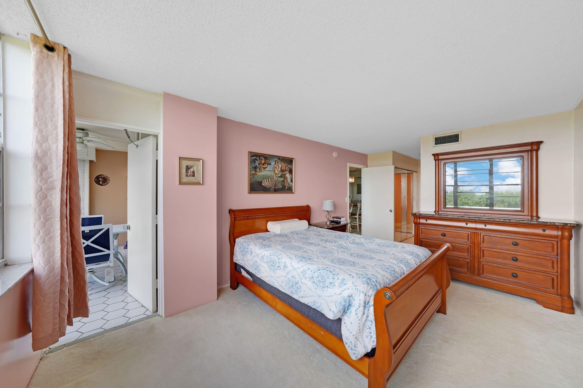 1400 Saint Charles Place, Unit 624, Pembroke Pines, FL 33026 Photo