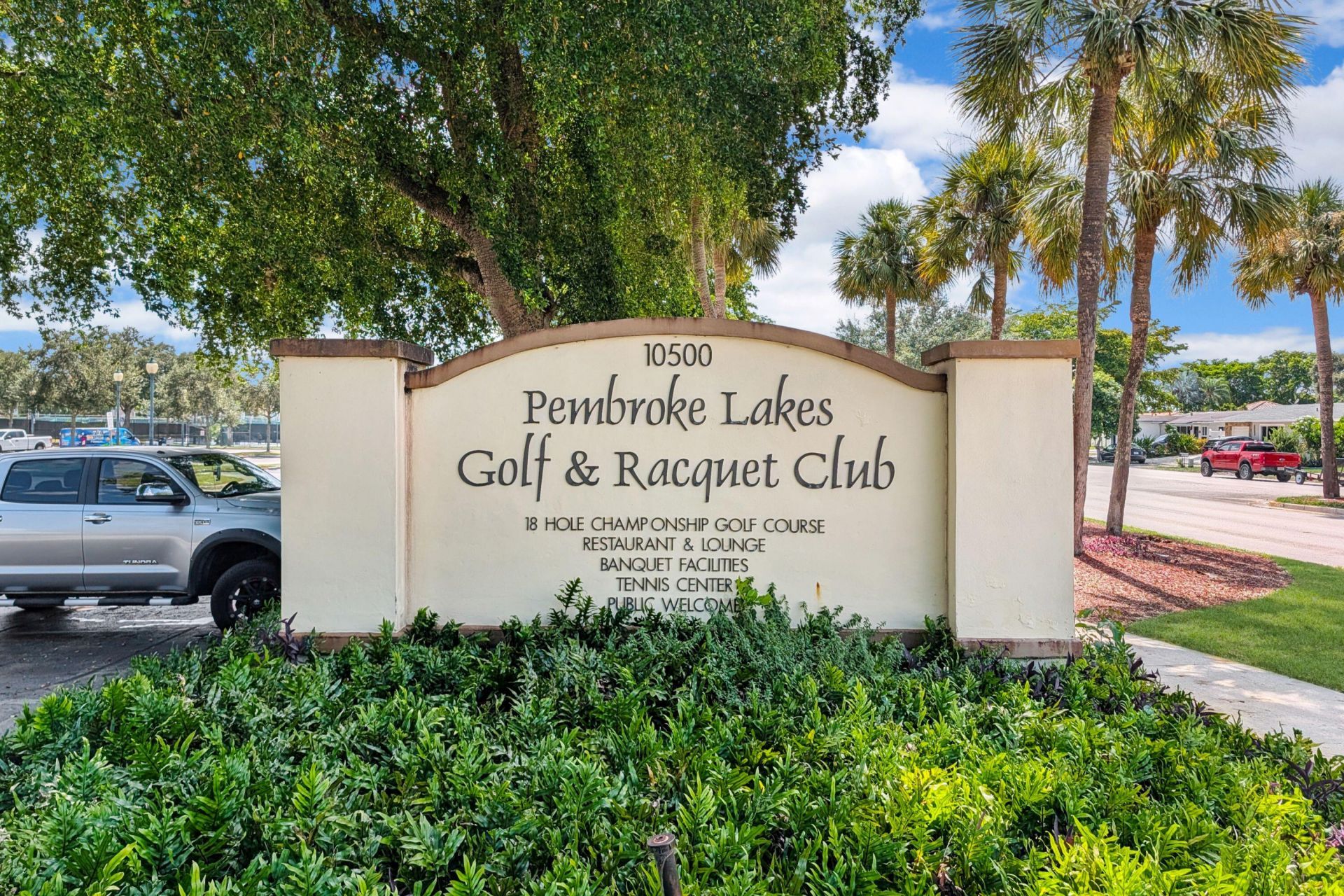 1400 Saint Charles Place, Unit 624, Pembroke Pines, FL 33026 Photo