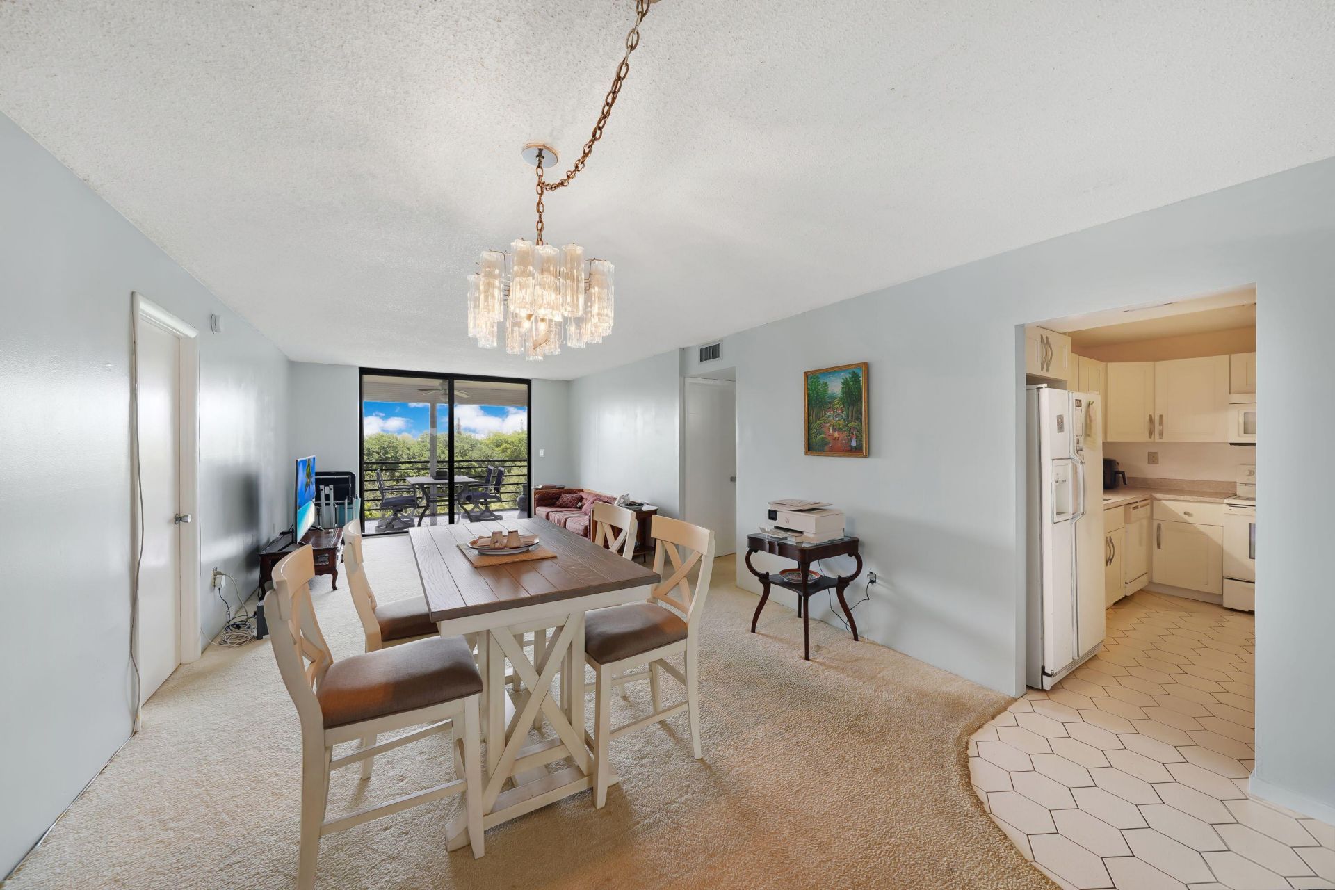 1400 Saint Charles Place, Unit 624, Pembroke Pines, FL 33026 Photo