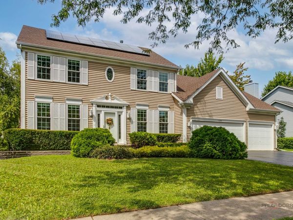 1208 Halifax Drive , Mundelein, IL 60060