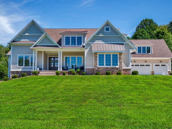 3823 Buckley Court, Columbus, IN 47203