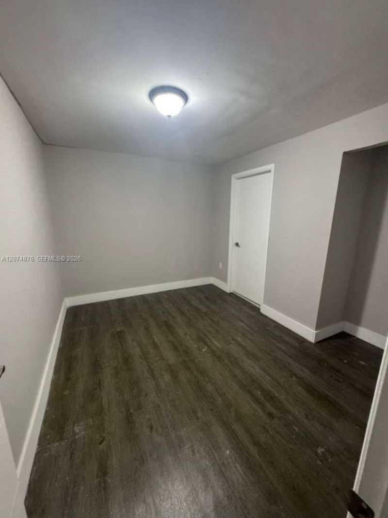 586 NW 48th St , Unit 1, Miami, FL 33127 Photo