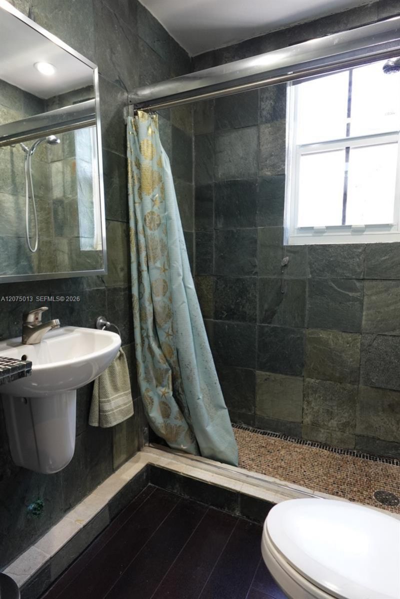 1320 Drexel Ave, Unit 200, Miami Beach, FL 33139 Photo