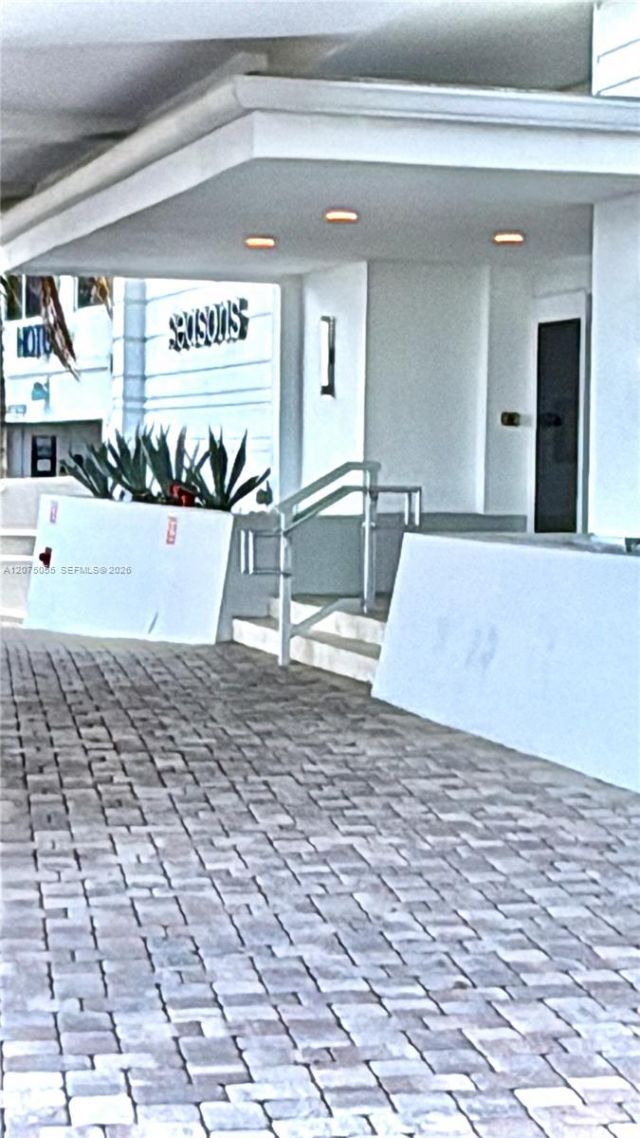 209 N Fort Lauderdale Beach Blvd, Unit 10A, Fort Lauderdale, FL 33304 Photo